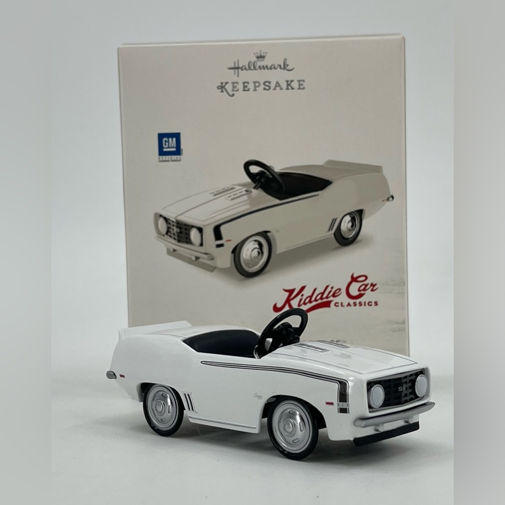 Hallmark Keepsake Kiddie Car‎ Classic Ornament White 1969 Camaro SS Pedal Car